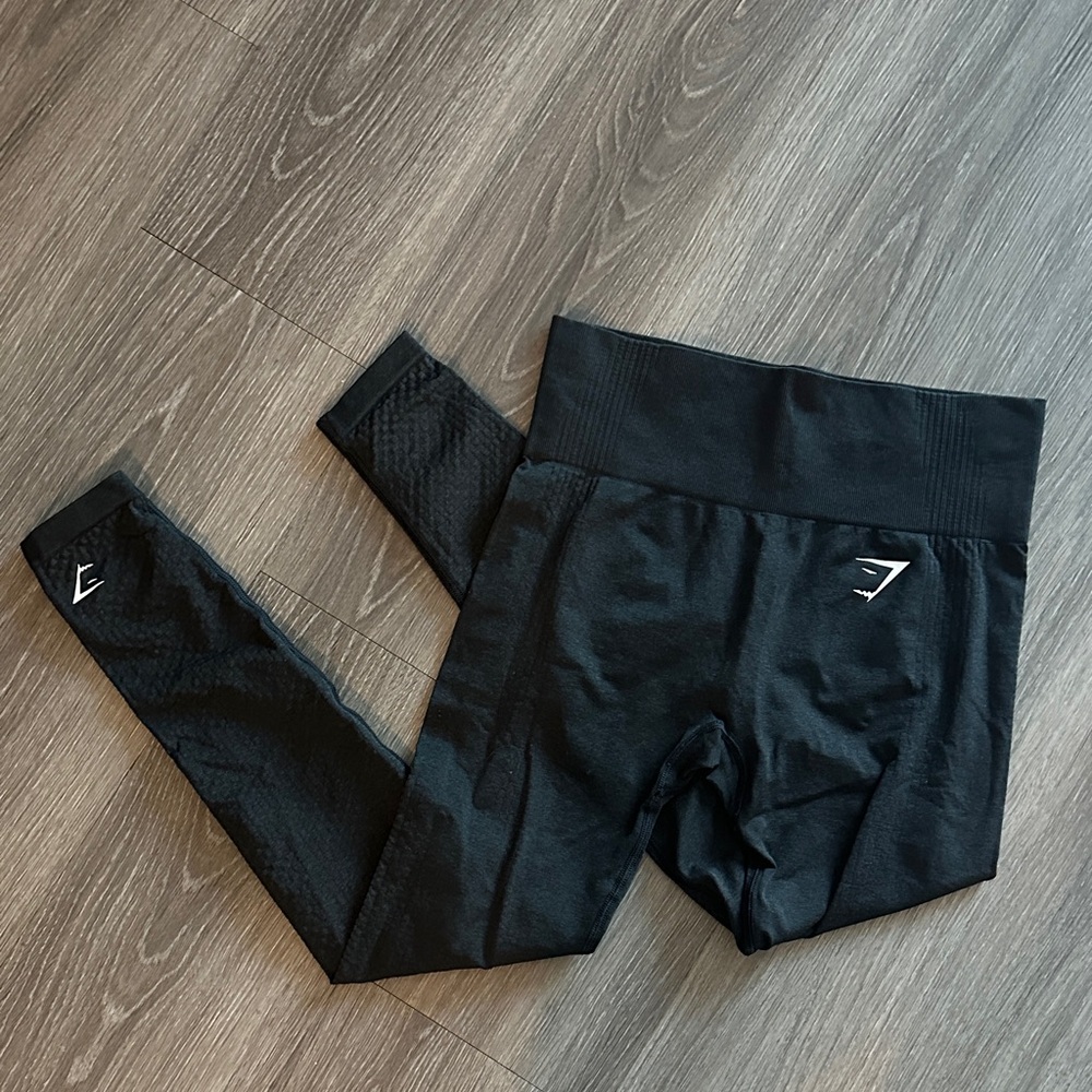 Gymshark Black Seamless womens Leggings with Logo